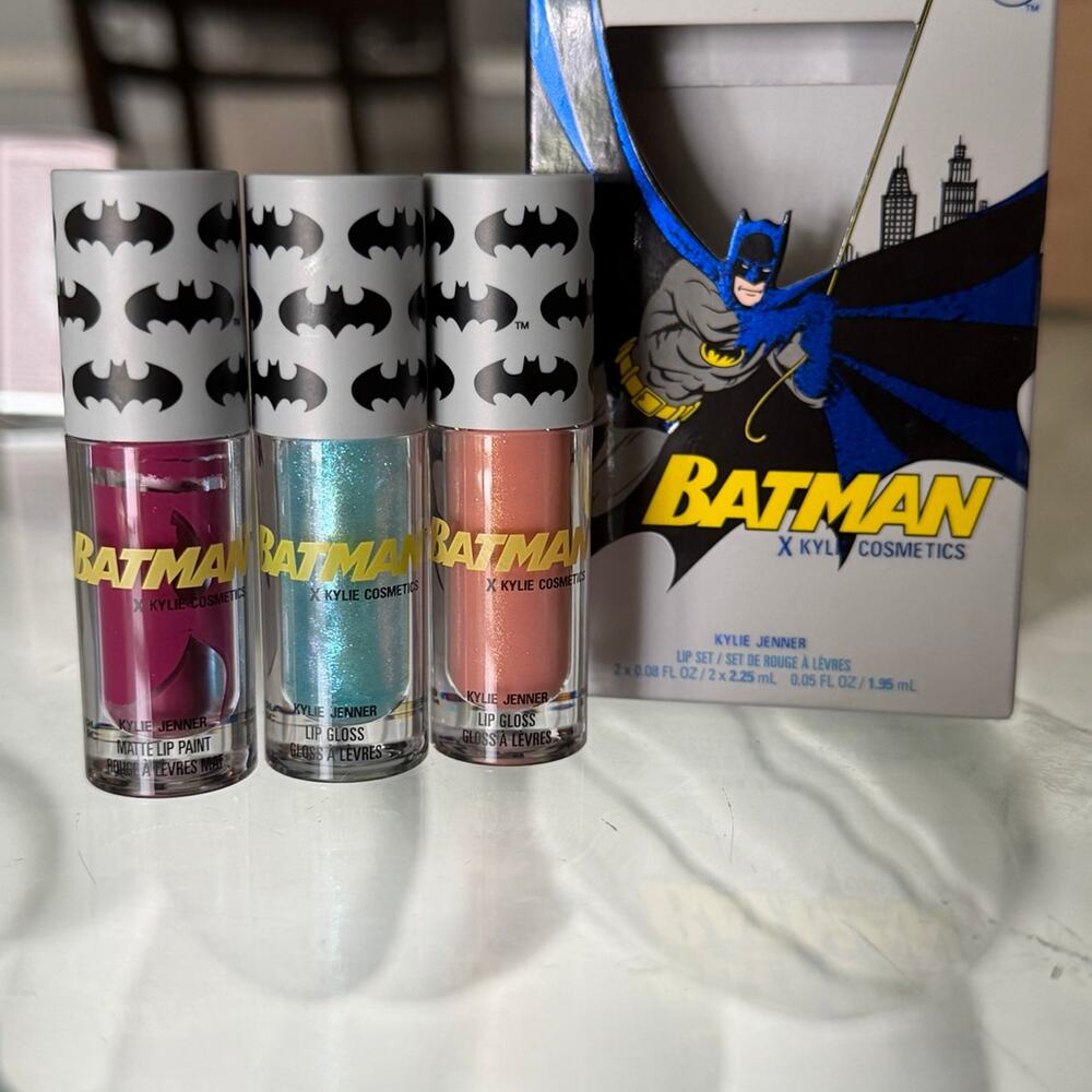 Kylie Cosmetics x Batman Limited Edition Lip Set – Brand New Authentic
